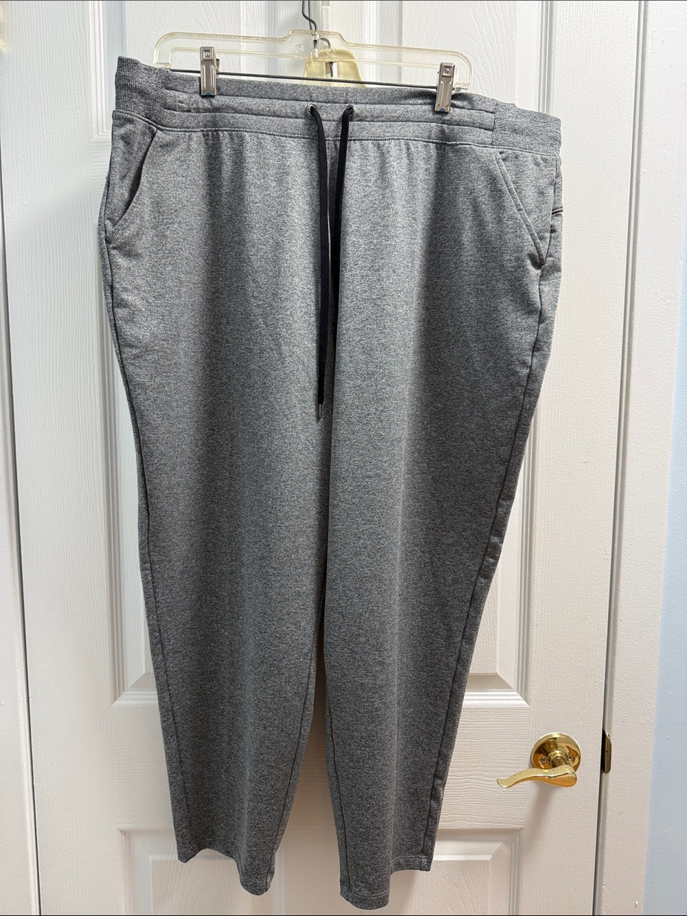 tek gear Gray Pull‑On Jogger Pants
